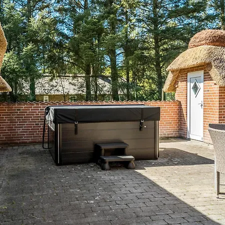 펜션 In With Sauna