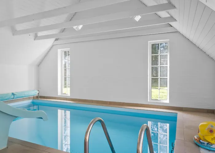 In With Sauna